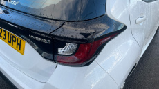 Toyota Yaris 1.5 Hybrid Icon 5dr CVT Hybrid Hatchback